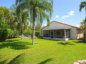 16298 La Costa Dr, Weston FL 33326