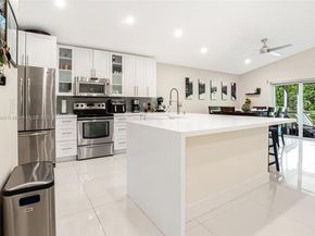 16298 La Costa Dr, Weston FL 33326