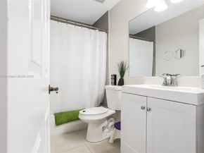 16298 La Costa Dr, Weston FL 33326