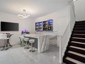 10470 S Lago Vista Cir, Parkland FL 33076