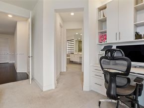 10470 S Lago Vista Cir, Parkland FL 33076