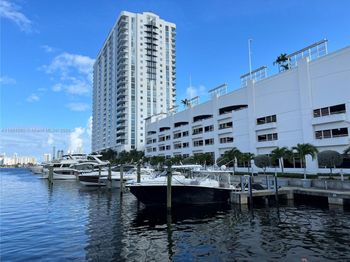 17111 Biscayne Blvd