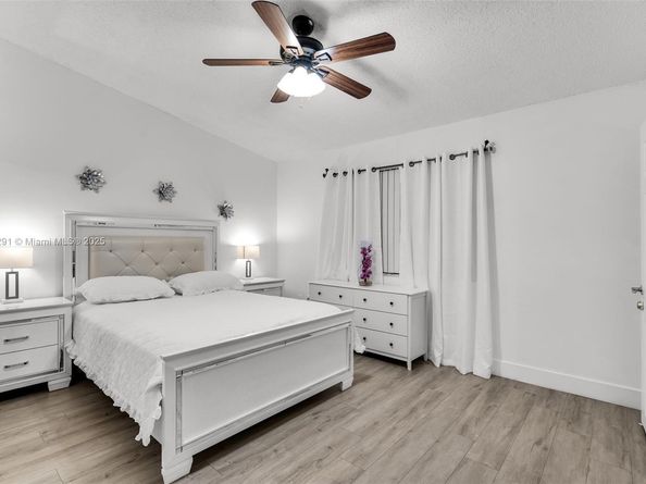 7531 W 29th Way, Hialeah FL 33018