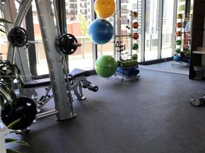 55 SW 9th St 3009, Miami FL 33130