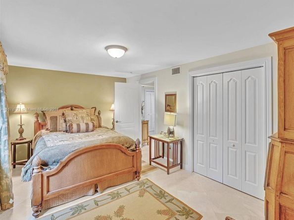 449 Isle Of Palms Dr, Fort Lauderdale FL 33301