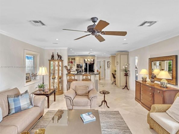 449 Isle Of Palms Dr, Fort Lauderdale FL 33301