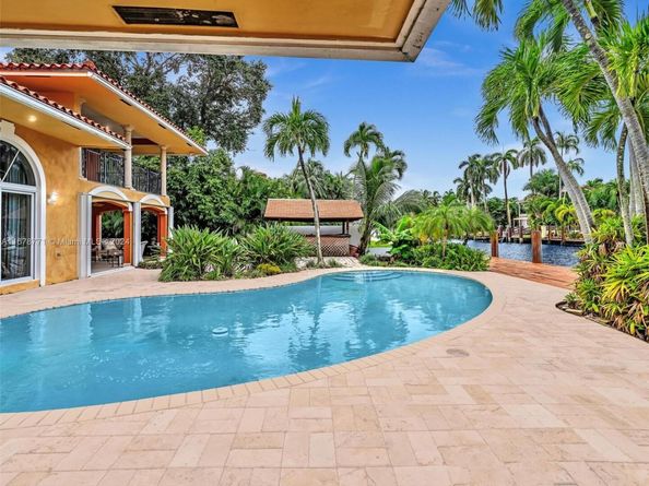 449 Isle Of Palms Dr, Fort Lauderdale FL 33301