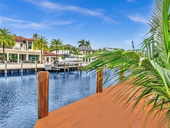 449 Isle Of Palms Dr, Fort Lauderdale FL 33301