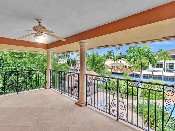 449 Isle Of Palms Dr, Fort Lauderdale FL 33301