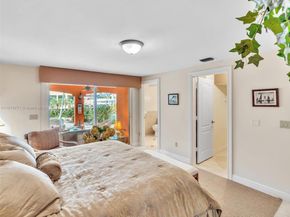 449 Isle Of Palms Dr, Fort Lauderdale FL 33301