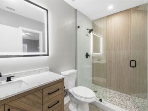 3481 SW 87th Ct, Miami FL 33165