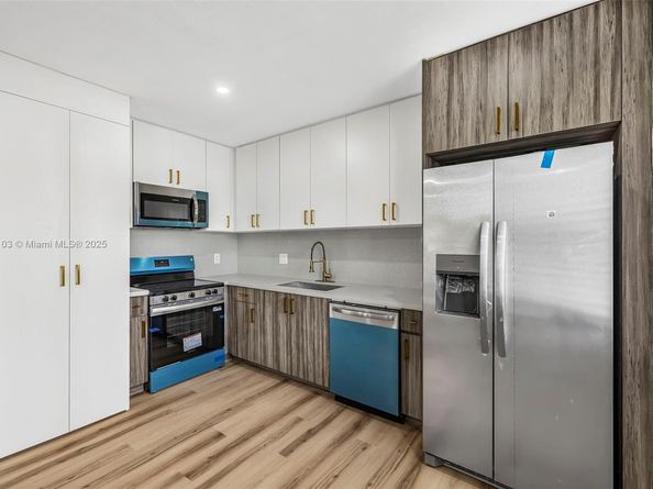 3481 SW 87th Ct, Miami FL 33165