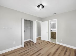 3481 SW 87th Ct, Miami FL 33165