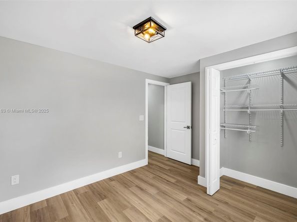 3481 SW 87th Ct, Miami FL 33165