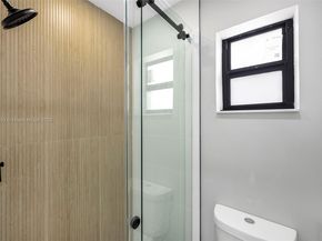 3481 SW 87th Ct, Miami FL 33165