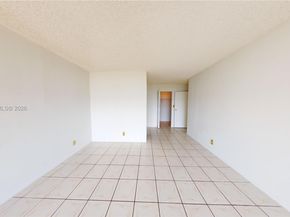 1000 Parkview Dr 1023, Hallandale Beach FL 33009