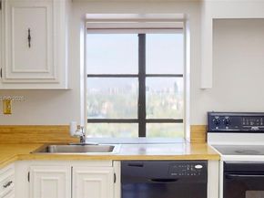 1000 Parkview Dr 1023, Hallandale Beach FL 33009