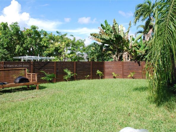 10531 SW 124th Ave, Miami FL 33186