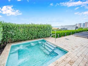 1040 Biscayne Blvd 3308, Miami FL 33132