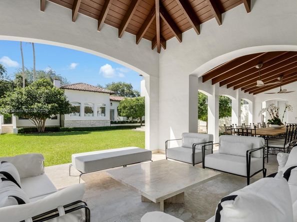 545 Casuarina Concourse, Coral Gables FL 33143