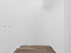6900 Bay Dr 10I, Miami Beach FL 33141