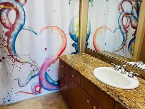 201 Golden Isles Dr 510, Hallandale Beach FL 33009