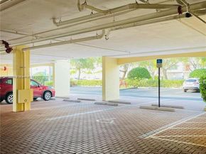 201 Golden Isles Dr 510, Hallandale Beach FL 33009