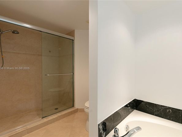 3400 NE 192nd St LPH5, Aventura FL 33180