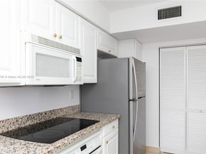 3400 NE 192nd St LPH5, Aventura FL 33180