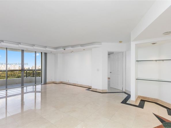 3400 NE 192nd St LPH5, Aventura FL 33180