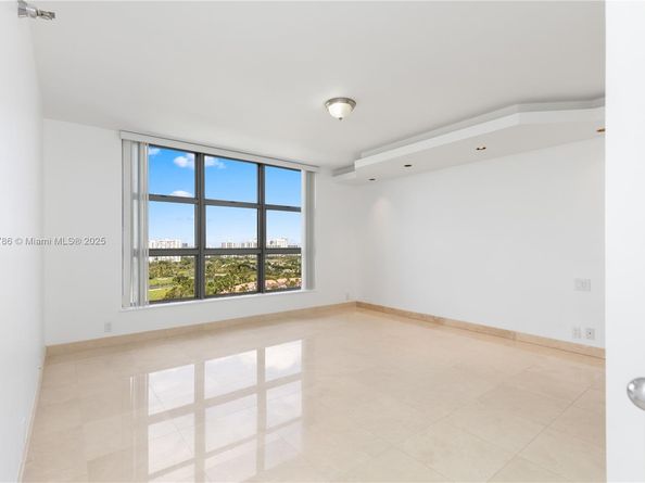 3400 NE 192nd St LPH5, Aventura FL 33180