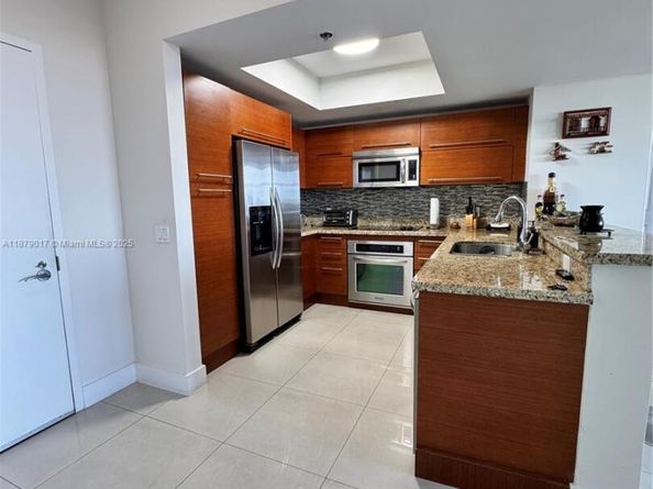 2681 N Flamingo Rd 1503S, Sunrise FL 33323