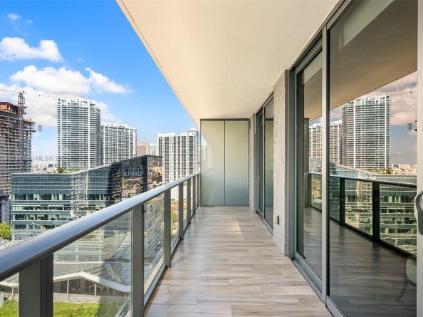 801 S Miami Ave 2110, Miami FL 33130