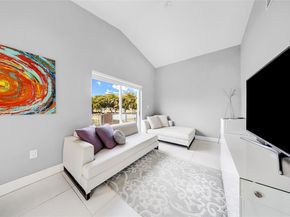 10917 NW 59th St, Doral FL 33178