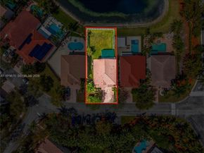 10917 NW 59th St, Doral FL 33178