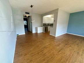 1058 E Harwood  E 1058, Deerfield Beach FL 33442