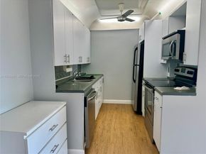 1058 E Harwood  E 1058, Deerfield Beach FL 33442