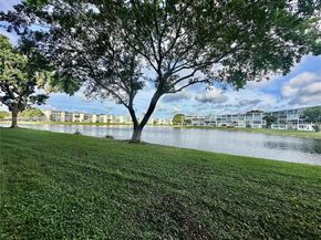 1058 E Harwood  E 1058, Deerfield Beach FL 33442