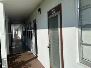 1058 E Harwood  E 1058, Deerfield Beach FL 33442