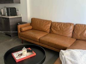 151 SE 1st St 503, Miami FL 33131