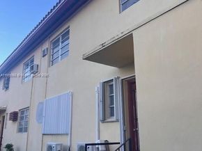 651 SW 11th St 15W, Miami FL 33129