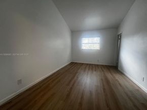 1455 Holly Heights Dr 42, Fort Lauderdale FL 33304