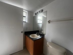 1455 Holly Heights Dr 42, Fort Lauderdale FL 33304