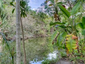 14329 Memorial Hwy 7K, Miami FL 33161