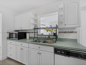 9864 SW 26th Ter, Miami FL 33165