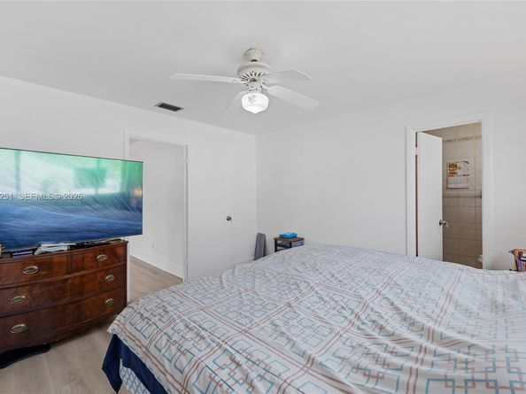 9864 SW 26th Ter, Miami FL 33165