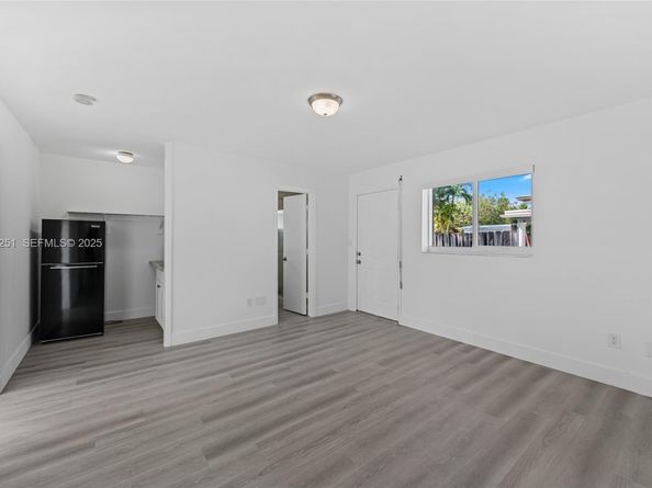 9864 SW 26th Ter, Miami FL 33165