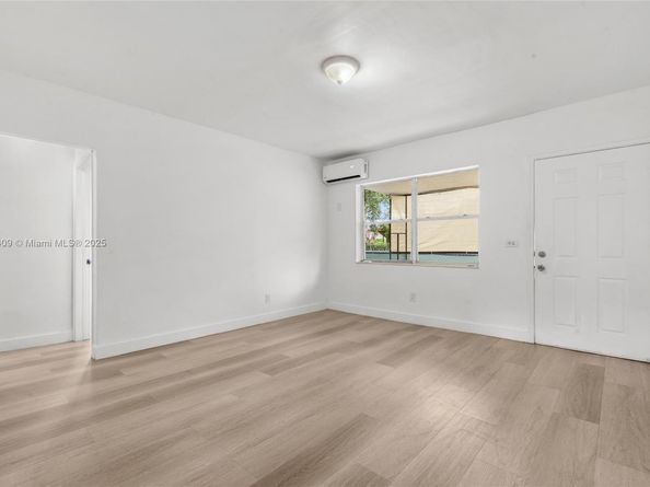 4851 NW 15th Ave, Miami FL 33142