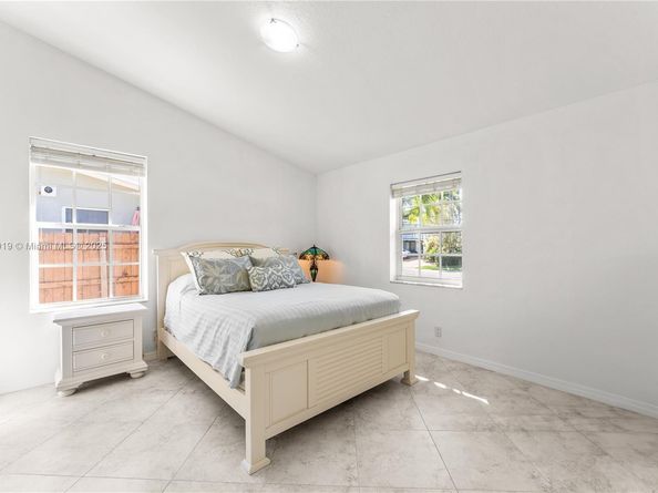 1625 SW 5th Ct, Fort Lauderdale FL 33312