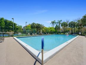 10161 W Sunrise Blvd 304, Plantation FL 33322